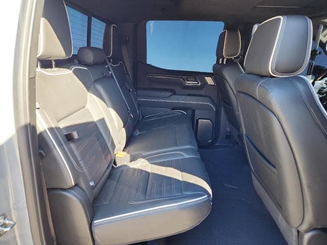 2024 GMC SIERRA K1500 AT4X 10