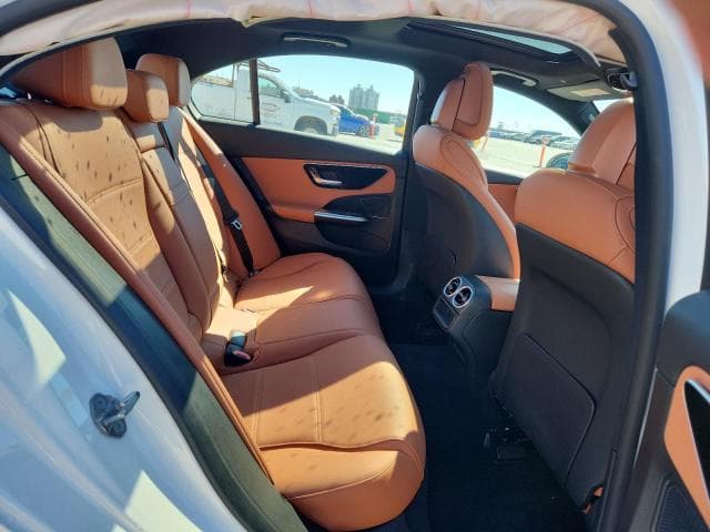 2023 MERCEDES-BENZ C 300 10