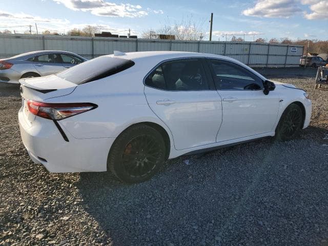 2019 TOYOTA CAMRY L 3