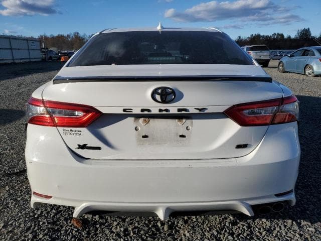 2019 TOYOTA CAMRY L 6