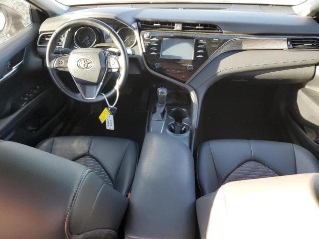 2019 TOYOTA CAMRY L 8