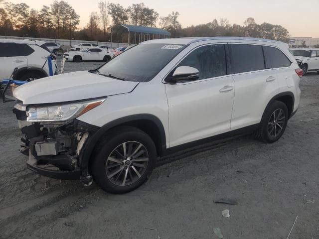 2019 TOYOTA HIGHLANDER SE SE - 1