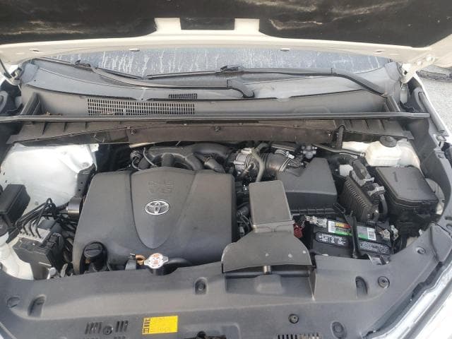 2019 TOYOTA HIGHLANDER SE SE 12
