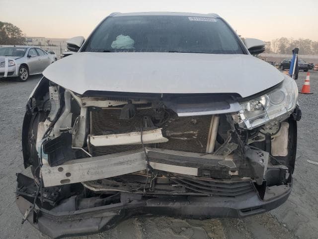 2019 TOYOTA HIGHLANDER SE SE 5