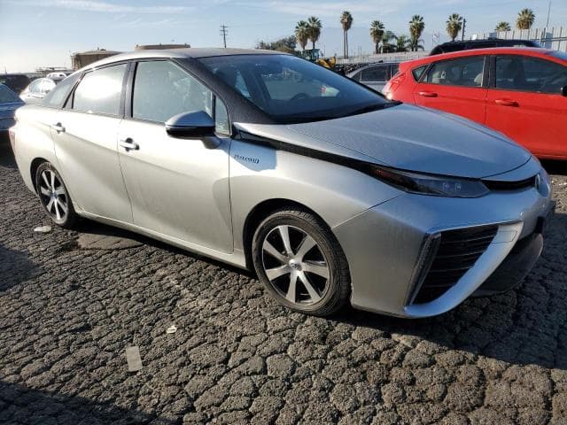 2017 TOYOTA MIRAI 4