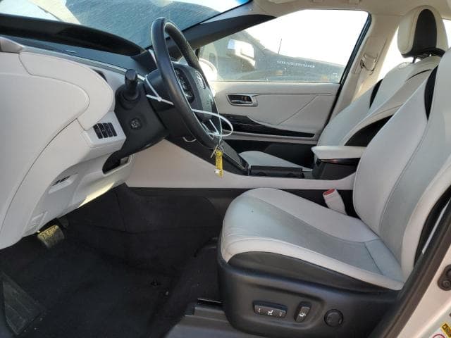 2017 TOYOTA MIRAI 7