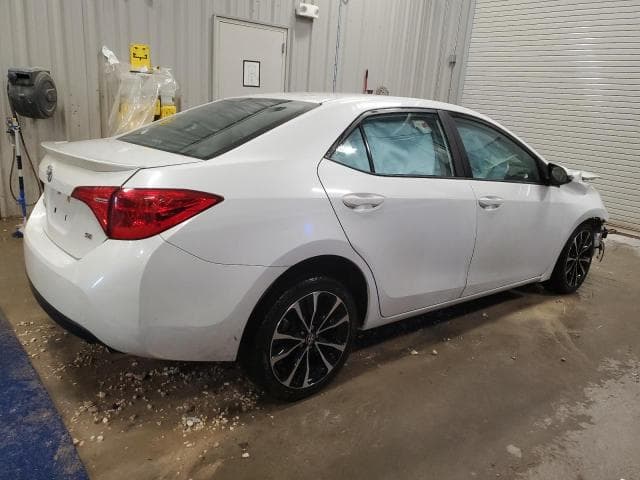 2018 TOYOTA COROLLA SE SE 3