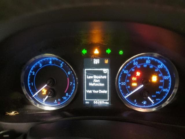 2018 TOYOTA COROLLA SE SE 9