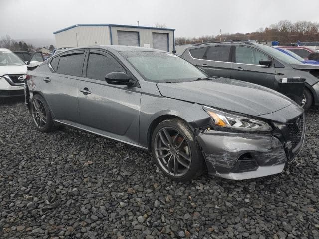 2021 NISSAN ALTIMA SR 4