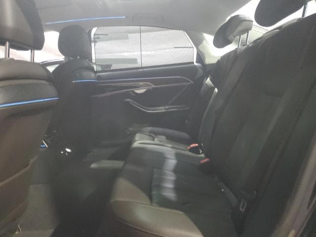 2019 AUDI A8 L 10