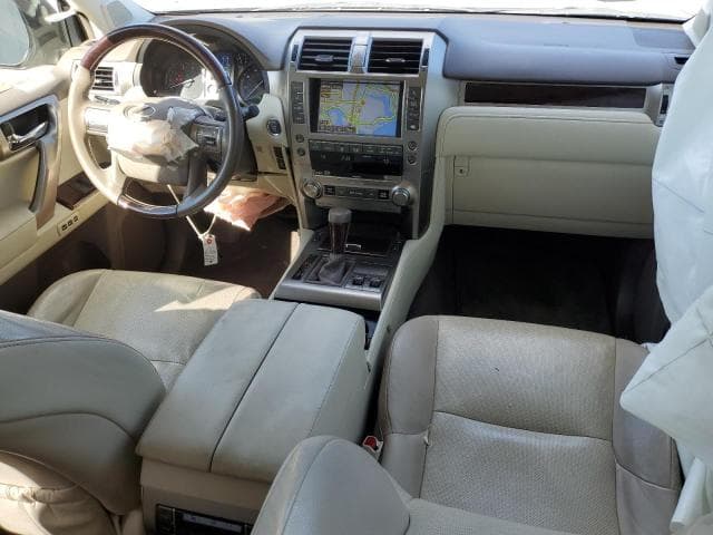 2017 LEXUS GX 460 8