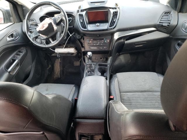 2017 FORD ESCAPE SE 8