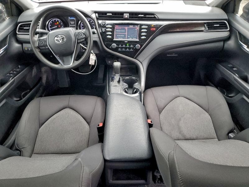 2020 TOYOTA CAMRY LE 8
