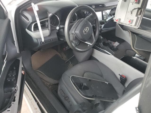 2018 TOYOTA CAMRY L L 8