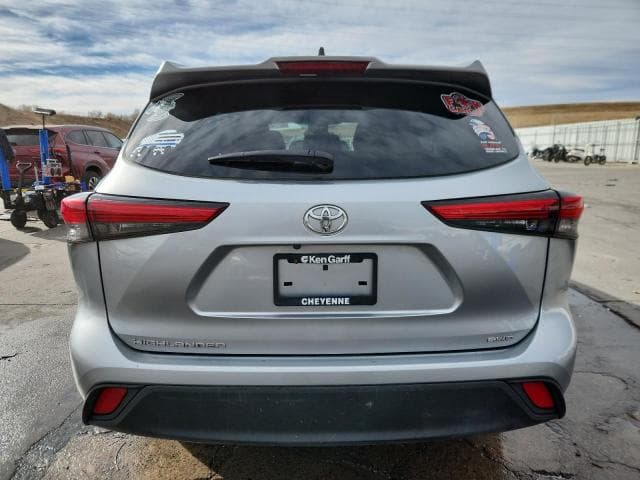 2022 TOYOTA HIGHLANDER L L 6