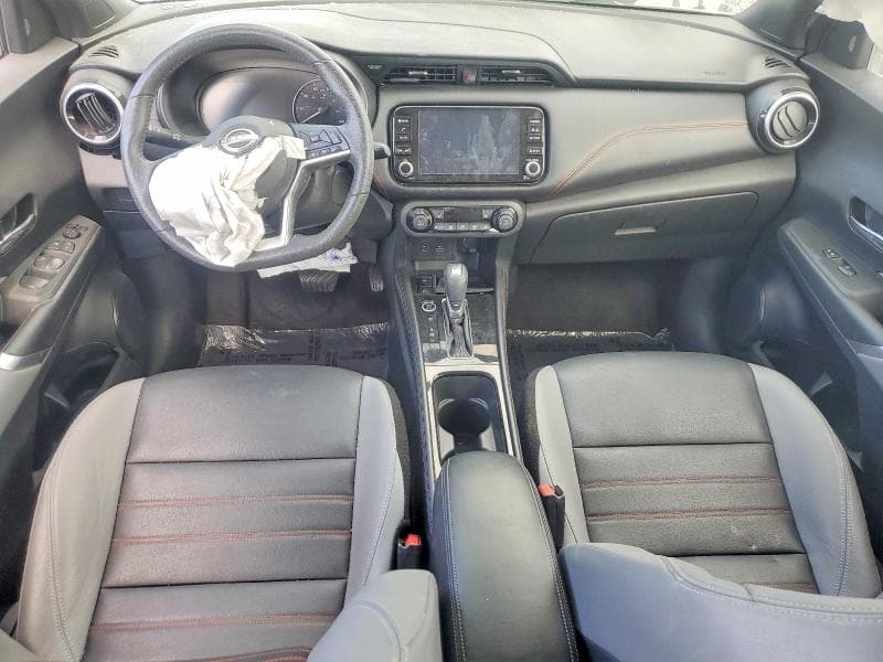 2023 NISSAN KICKS SR 8
