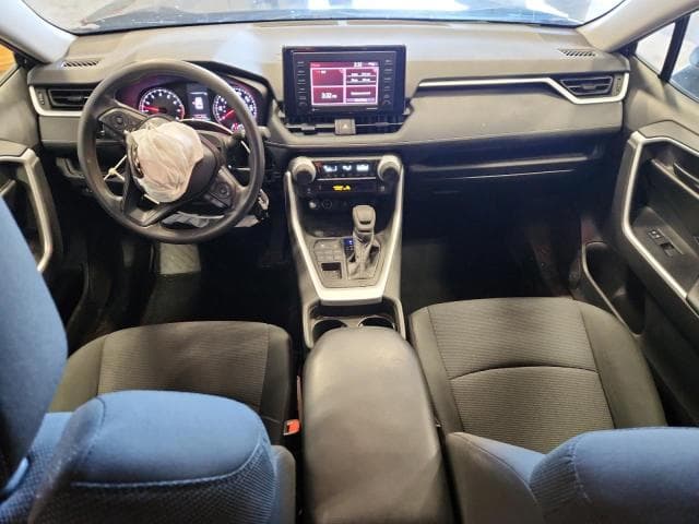 2021 TOYOTA RAV4 LE LE 9