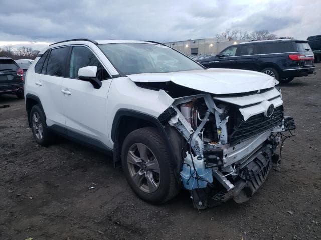 2023 TOYOTA RAV4 XLE 4