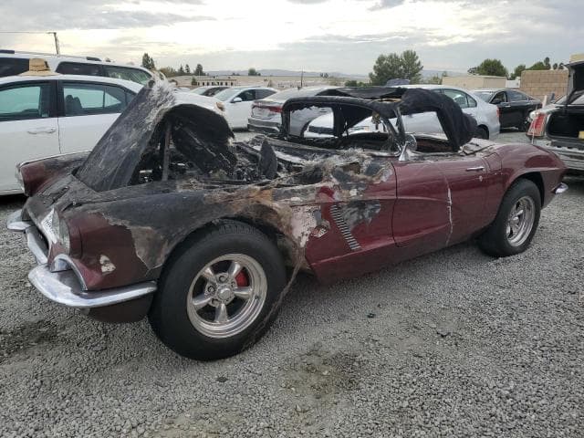 1962 CHEVROLET CORVETTE - 1