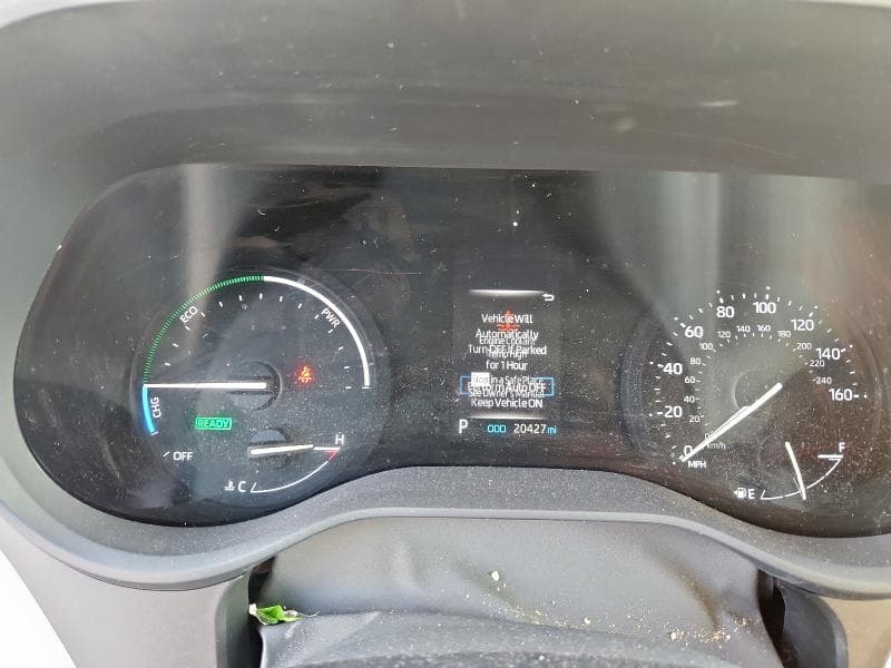 2024 TOYOTA SIENNA LE LE 9