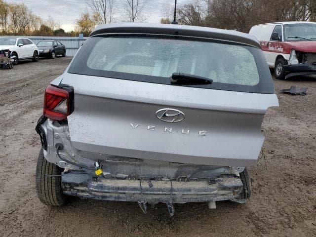 2025 HYUNDAI VENUE SE 6