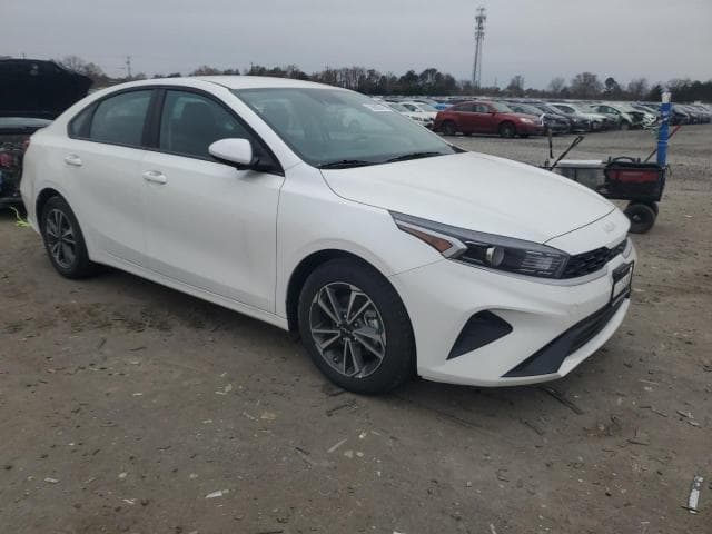 2024 KIA FORTE LXS 4