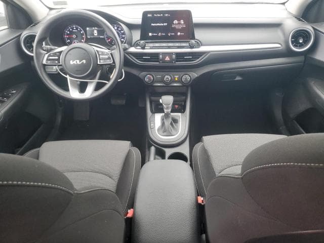 2024 KIA FORTE LXS 8