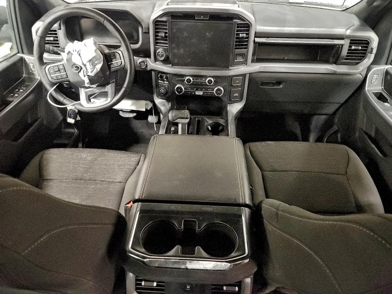 2025 FORD F150 XLT 8