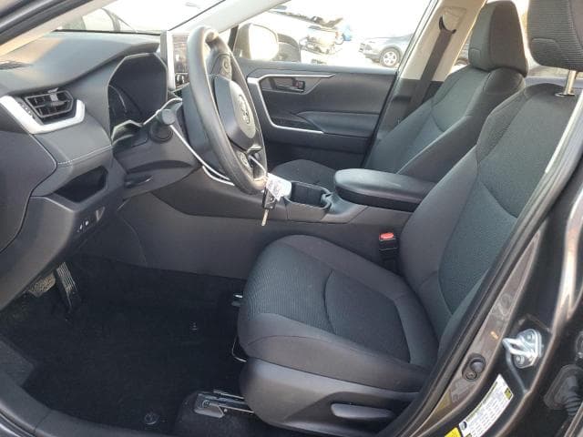 2025 TOYOTA RAV4 LE LE 7