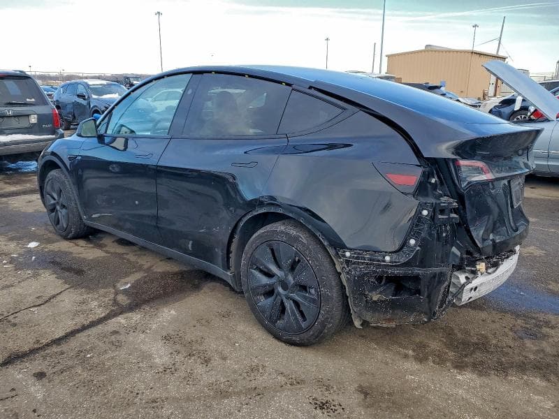 2024 TESLA MODEL Y 2