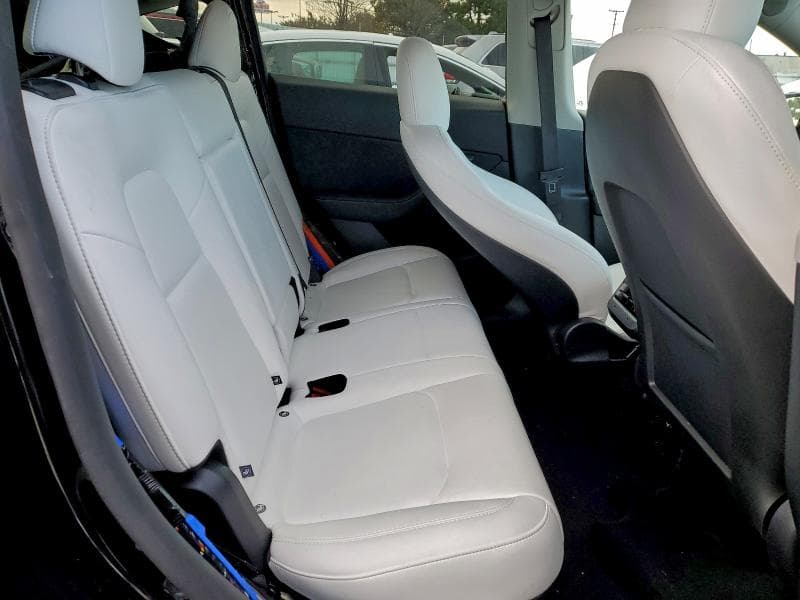 2024 TESLA MODEL Y 10