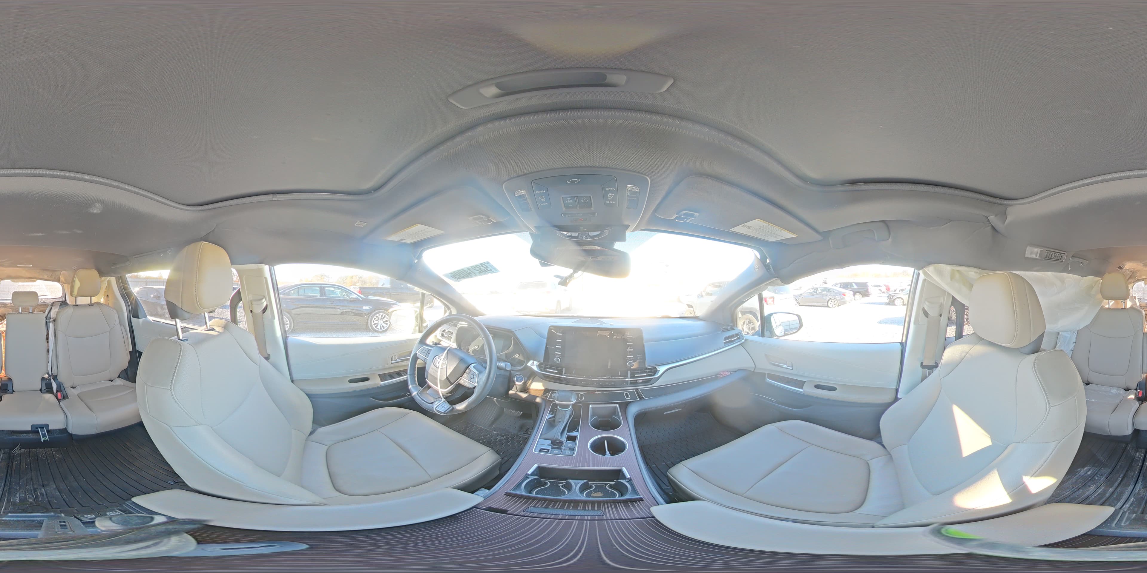 2022 TOYOTA SIENNA XLE XLE 15