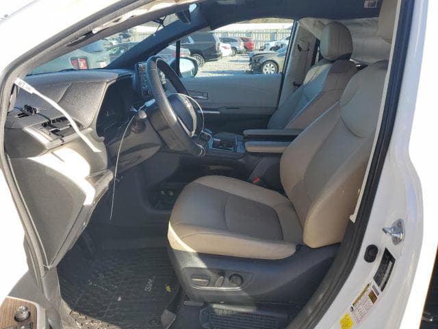 2022 TOYOTA SIENNA XLE XLE 7
