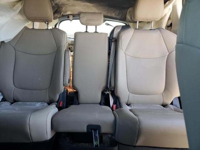 2022 TOYOTA SIENNA XLE XLE 10