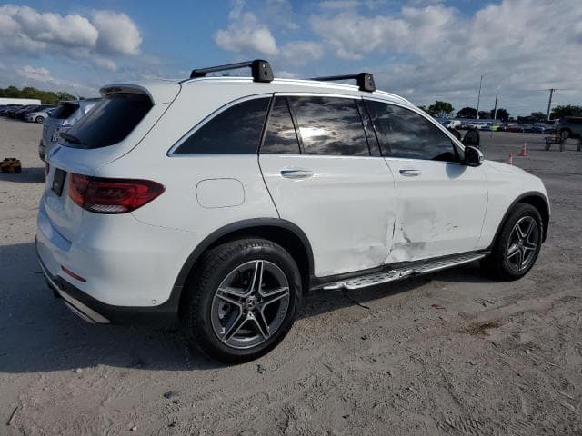 2021 MERCEDES-BENZ GLC 300 3