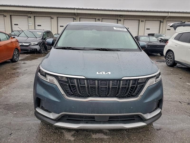 2024 KIA CARNIVAL EX 5