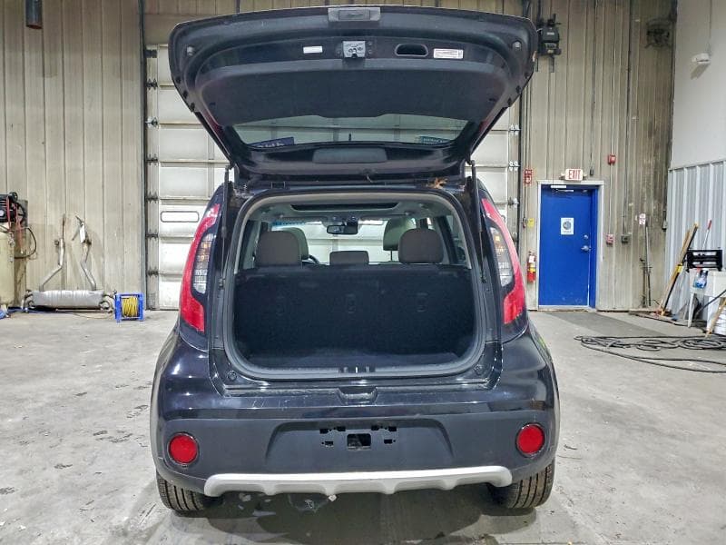 2017 KIA SOUL + 6