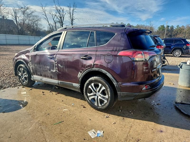 2018 TOYOTA RAV4 LE 2