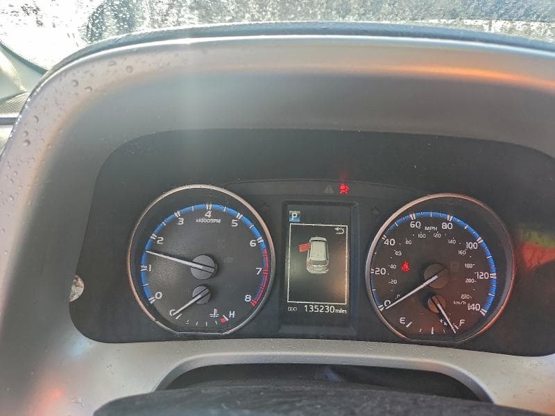 2018 TOYOTA RAV4 LE 9