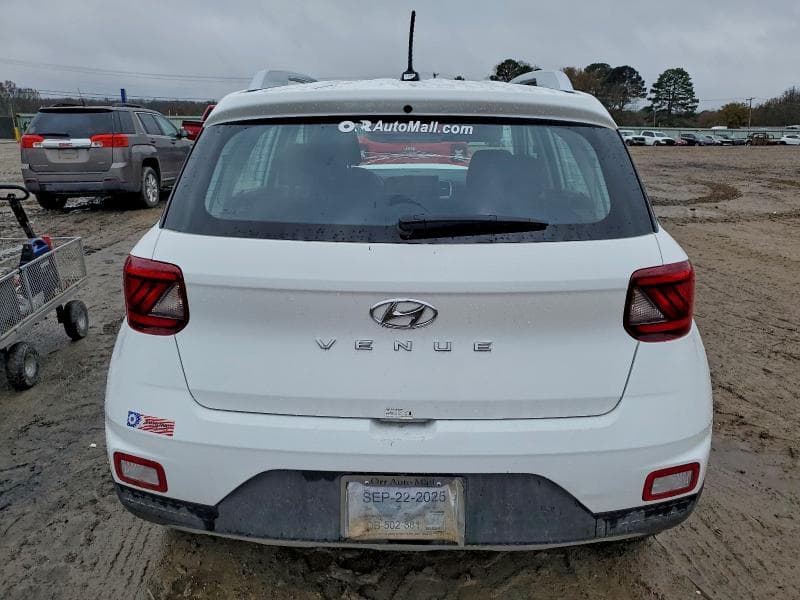 2025 HYUNDAI VENUE 6