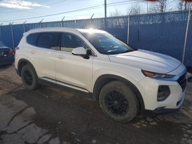 2019 HYUNDAI SANTA FE SE 4
