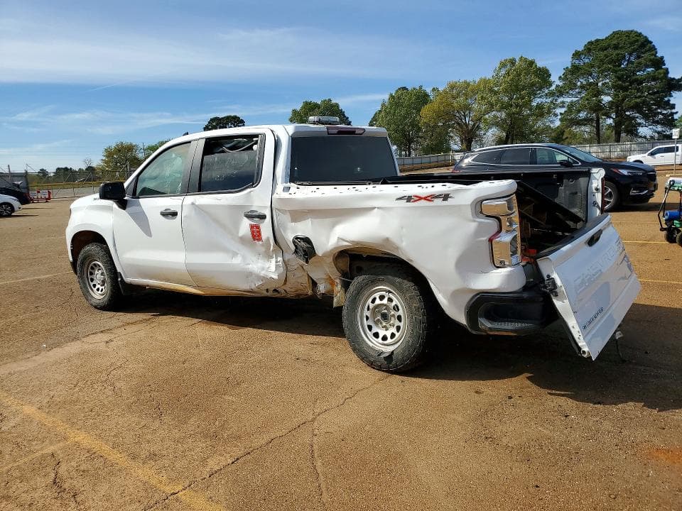 2024 CHEVROLET SILVERADO K1500 3