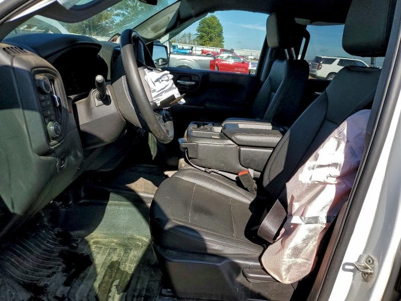 2024 CHEVROLET SILVERADO K1500 8