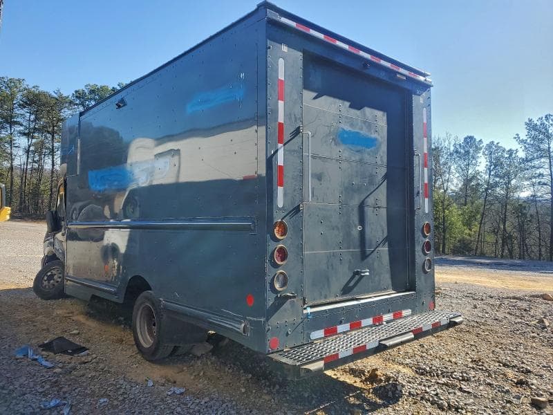 2021 FORD TRANSIT DELIVERY TRUCK 2