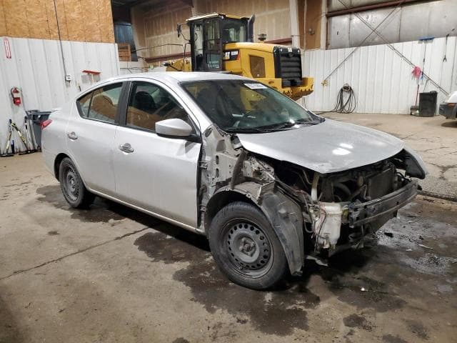 2017 NISSAN VERSA S S 4