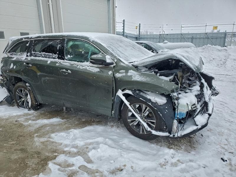 2018 TOYOTA HIGHLANDER LE LE 4