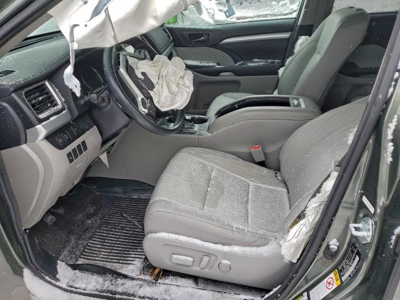 2018 TOYOTA HIGHLANDER LE LE 7