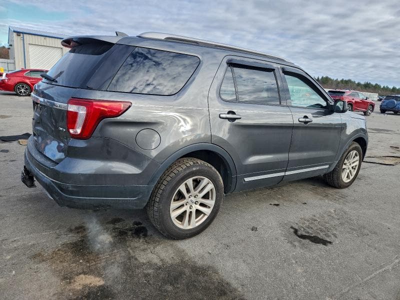 2019 FORD EXPLORER XLT 3
