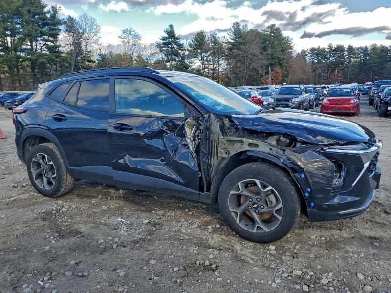 2024 CHEVROLET TRAX 1LT 4