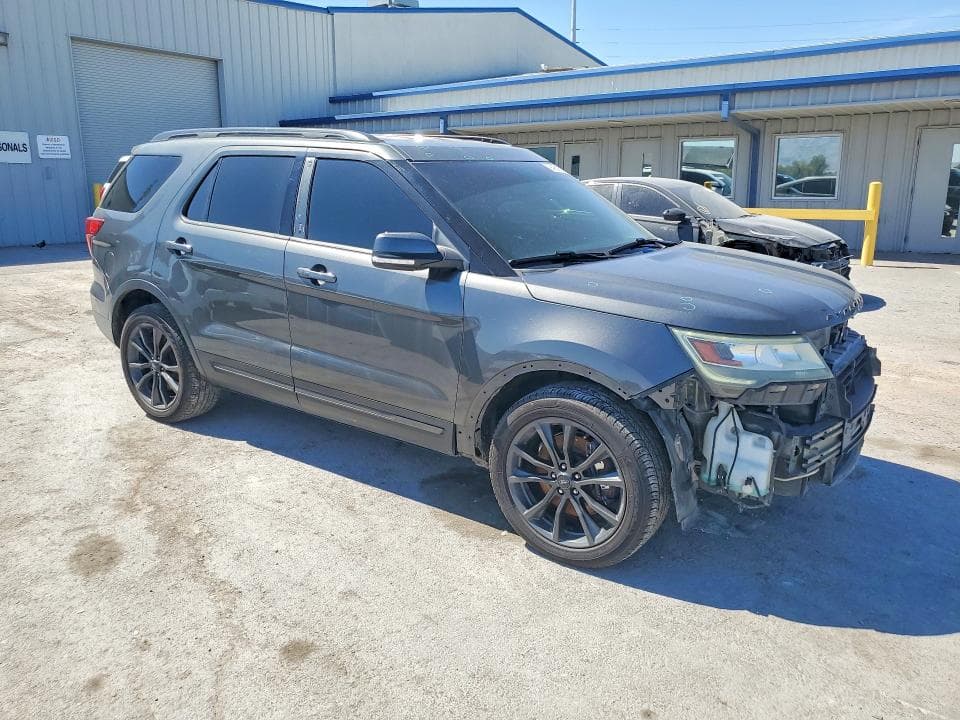 2017 FORD EXPLORER XLT XLT 4